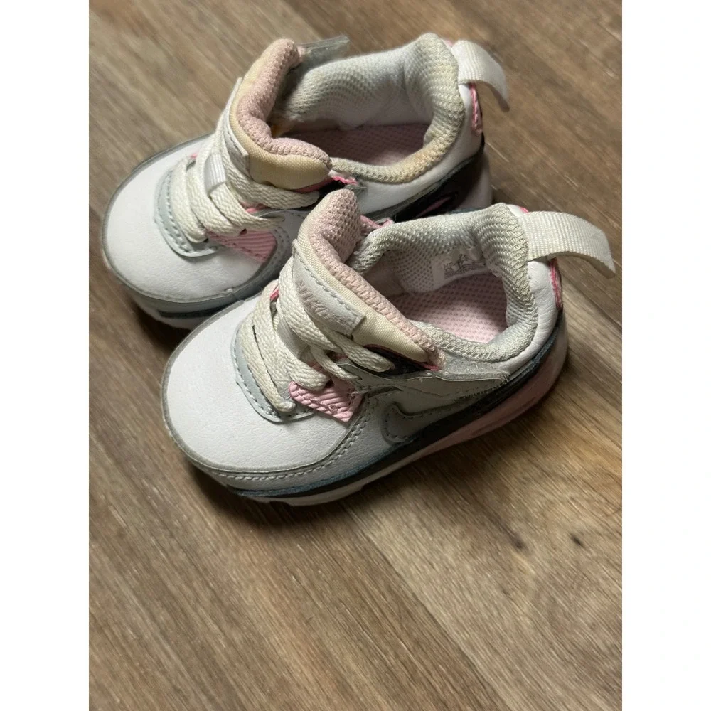 Nike Air Max 90 Tiny Toddler Shoes White Pink Black Size 2C